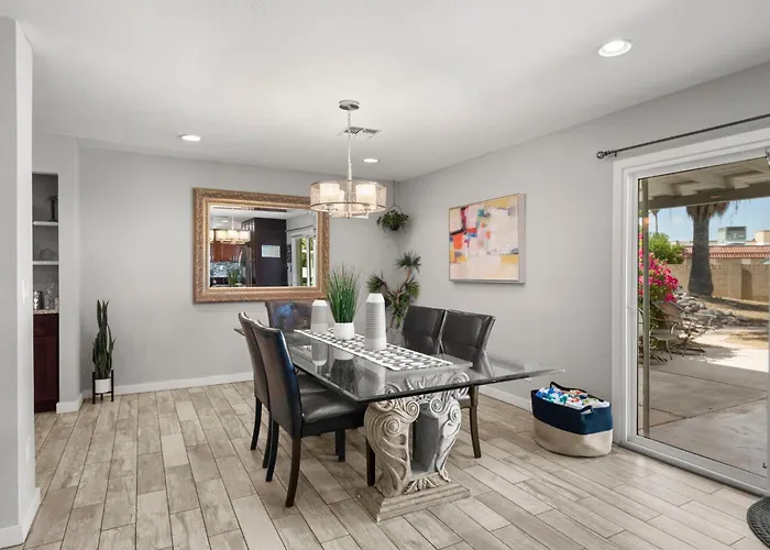 Loma Vista - Amazing Backyard Pool & Fire Pit Ferienhaus *